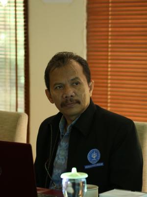 Prof-Nengah