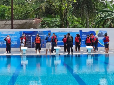 mahasiswa-departemen-msp-ipb-university-dilatih-basic-sea-survival-news