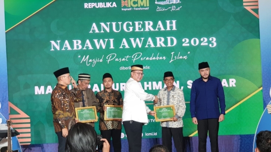 masjid-al-hurriyyah-ipb-university-mendapat-penghargaan-nabawi-award-2023-news