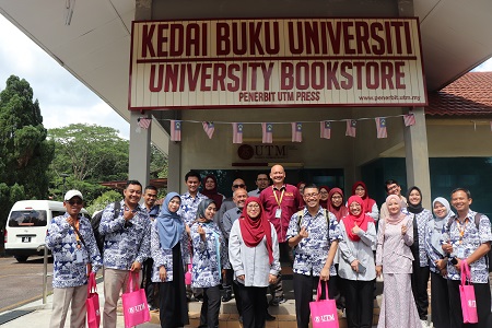 tingkatkan-manajemen-publikasi-ilmiah-dan-penjurnalan-dksra-ipb-university-jajaki-penerbit-utm-press-dan-ijn-malaysia-news