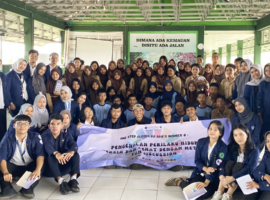 Mahasiswa Sekolah Vokasi IPB University Adakan Sosialisasi PHBS kepada Siswa SMP PGRI 6 Kota Bogor