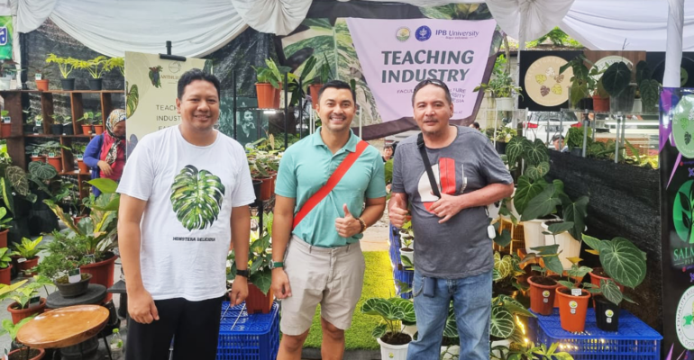 Teaching Industry Fakultas Pertanian IPB University Raih Juara 3 Kontes Tanaman Hias Anthurium Internasional