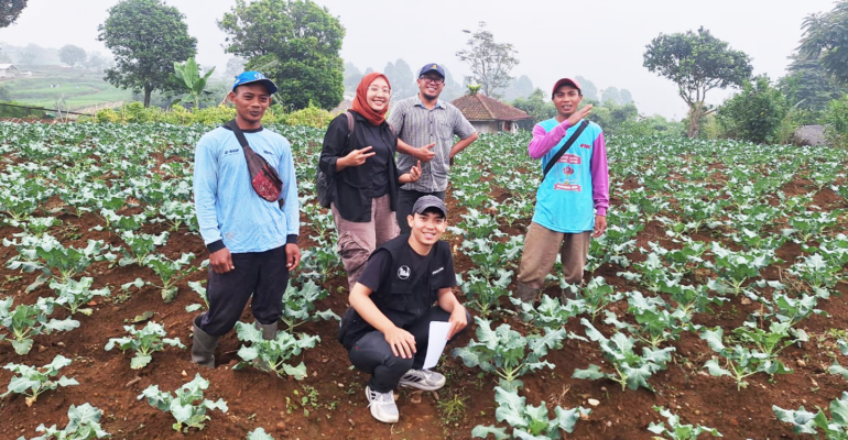 Perkuat Ekosistem Bisnis Sayuran, DPMA IPB University Siap Fasilitasi Pendampingan bagi Petani Cianjur
