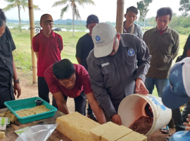 Primakelola IPB dan PT PLN Indonesia Power Beri Pelatihan dan Pendampingan Agroeduwisata di Desa Wanadadi