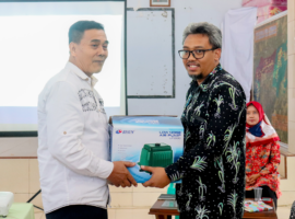 Dosen Pulang Kampung di Desa Lesmana, Dosen IPB University Ungkap Potensi Maggot Jadi Alternatif Pakan Ikan Apung