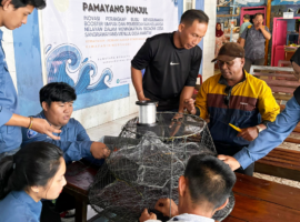 Gagas Desa Maritim, PPKO Himafarin IPB University Bawa Inovasi Ini untuk Nelayan Desa Sangrawayang