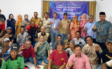IPB University Kembangkan Inovasi Pendederan Ikan Kerapu Berbasis Sumber Daya Rebon Tambak di Desa Cangkring
