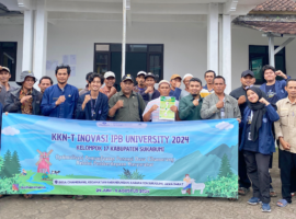 Solusi Mahasiswa KKNT Inovasi IPB University Bantu Petani Cihamerang Atasi Hama dan Penyakit