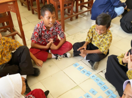 Cara Mahasiswa KKNT Inovasi IPB University Buat Anak-Anak Suka Matematika