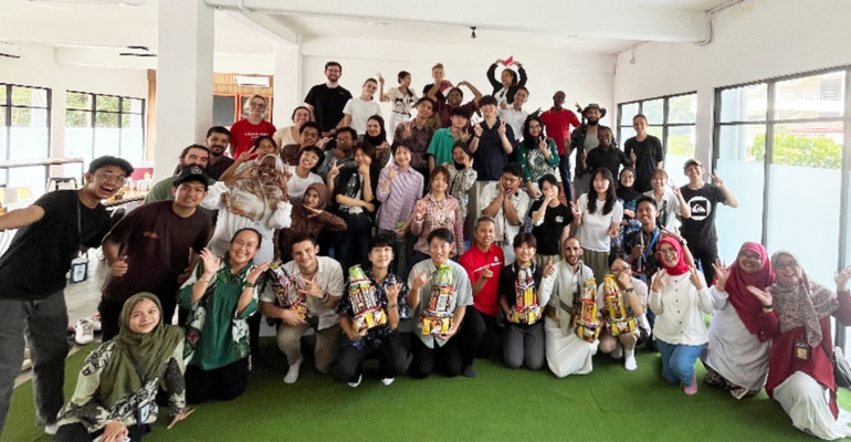 International Education Weeks 2024 Perpaduan Budaya dan Semangat Nasionalisme bersama Mahasiswa Internasional IPB University