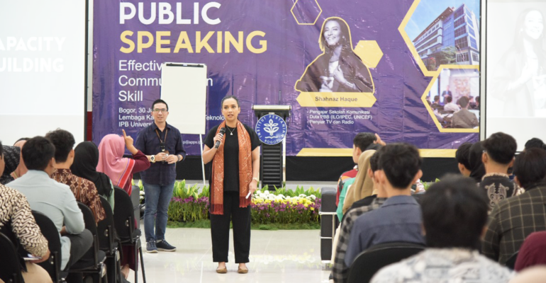 UMKM Bogor dan Startup Binaan LKST IPB University Dapatkan Tambahan Skill Public Speaking