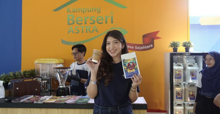 DPMA IPB University Kenalkan Produk Unggulan Desa Sejahtera Astra di Festival Astra 2024