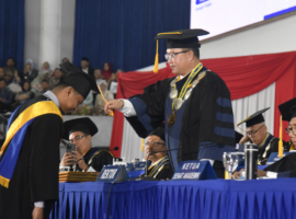 Prof Arif Satria Jadilah Wisudawan yang Berdampak untuk Masyarakat