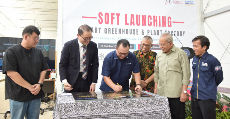 Dorong Pertanian Masa Depan, Korea Selatan-Indonesia Wujudkan Smart Greenhouse dan Plant Factory di IPB (1)