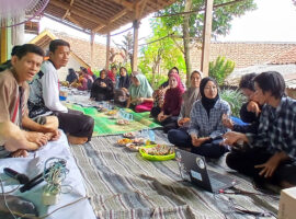 Dosen dan Mahasiswa IPB University Gelar FGD Bersama Petani Amanat di Desa Nanggung