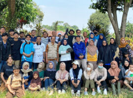 Mahasiswa Sekolah Vokasi IPB University Kreasikan Limbah Popok jadi Dua Produk Ini