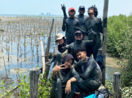 Monitoring Pertama KONSURV 2024, Ungkap Tantangan dan Upaya Pemeliharaan Mangrove di Desa Mundu