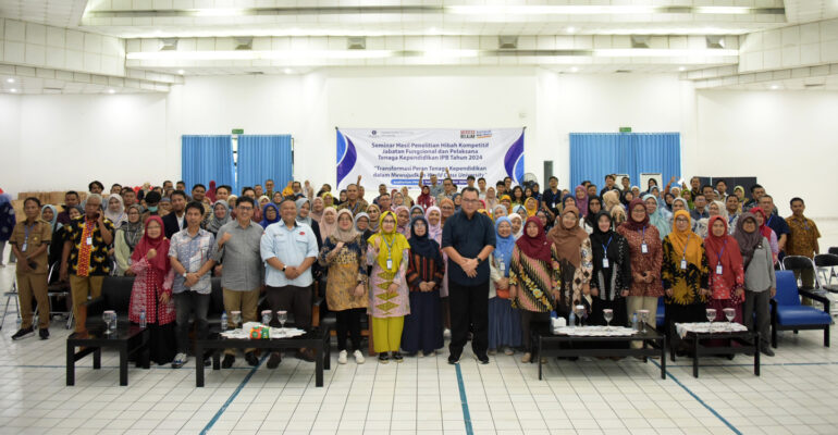 Direktorat SDM Gelar Seminar Hasil Hibah Kompetitif Jabatan Fungsional dan Pelaksana bagi Tendik IPB University