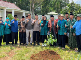 Dosen IPB University Resmikan Healing Garden Ruang Relaksasi dan Spiritual Santri Ponpes Al Muhajirin Purwakarta