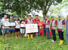 ARM HA-IPB Serahkan 6 Unit Huntara dan Paket Bantuan Tahap 3 Kepada Warga Penyintas di Sukabumi