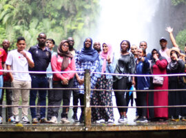 Kenalkan Budaya dan Edukasi Alam, SPs IPB University Ajak Mahasiswa KNB Ke Situ Gunung, Sukabumi