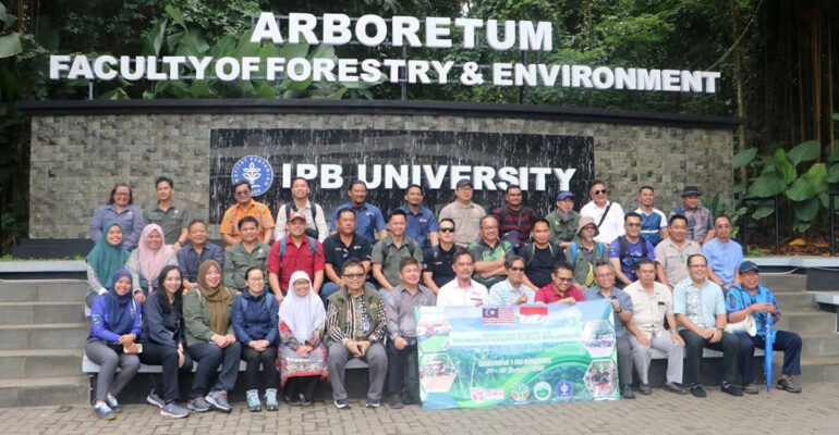 Datangi IPB University, Mahasiswa Malaysia Kunjungi Fire Simulator Satu-Satunya di Asia Tenggara