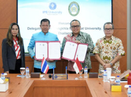 FEM IPB University Teken MoU dengan SKRU Thailand